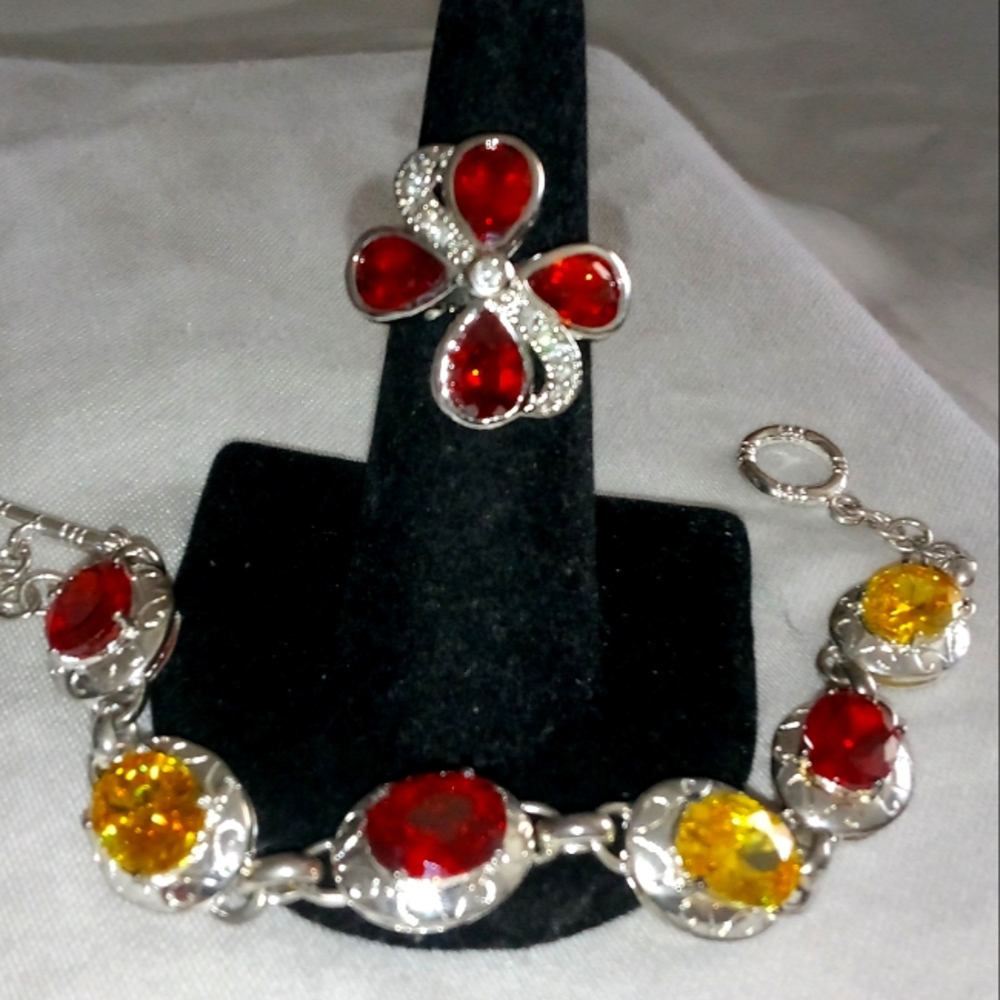 Gorgeous sparkling red and yellow sapphire bracelet and ring cocktail set